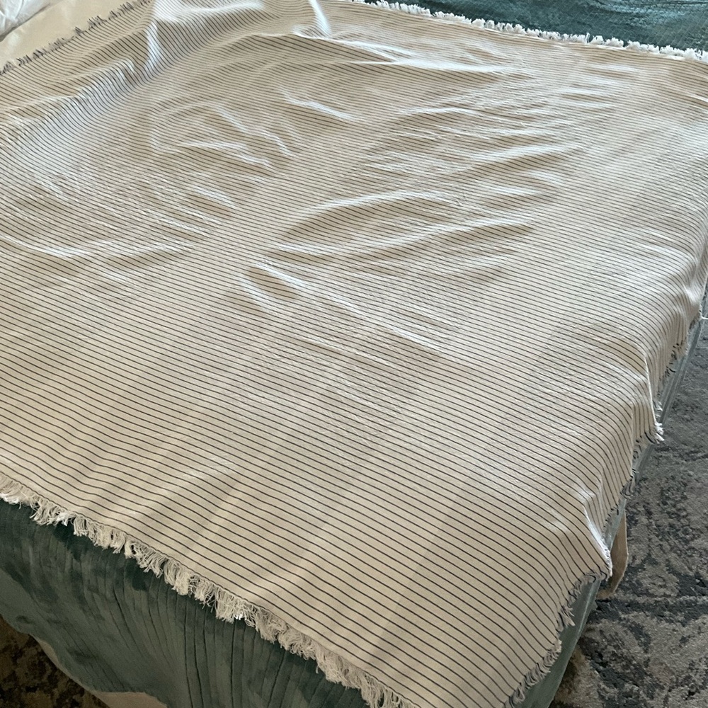Crate & Barrel tablecloth - offers!! 💕